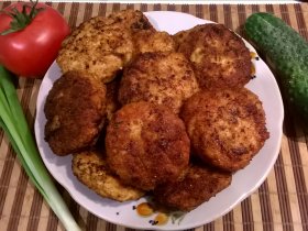 Нежные куриные котлеты с сыром