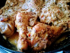 Куриные ножки запеченные в сметанном соусе