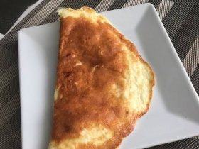 Омлет с куриным филе и сыром