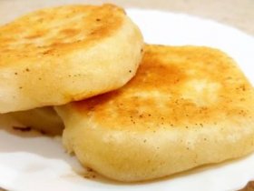 Лепешки с сыром сулугуни