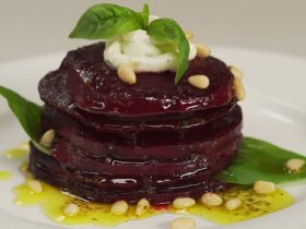 Закуска из запеченной свеклы и сыра
