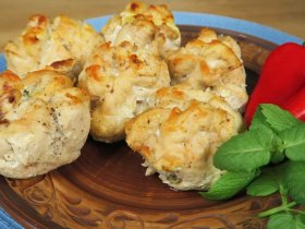 Куриные мешочки с начинкой