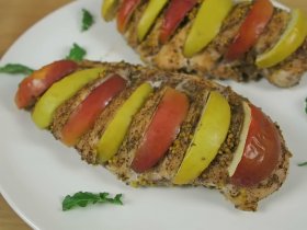 Куриная грудка запеченная с яблоками