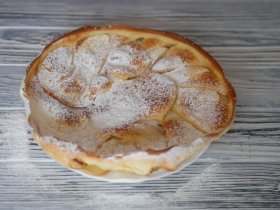 Блины с яблоком в духовке