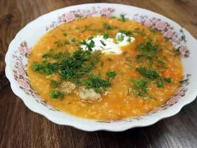 Капустняк со свежей капустой и свининой