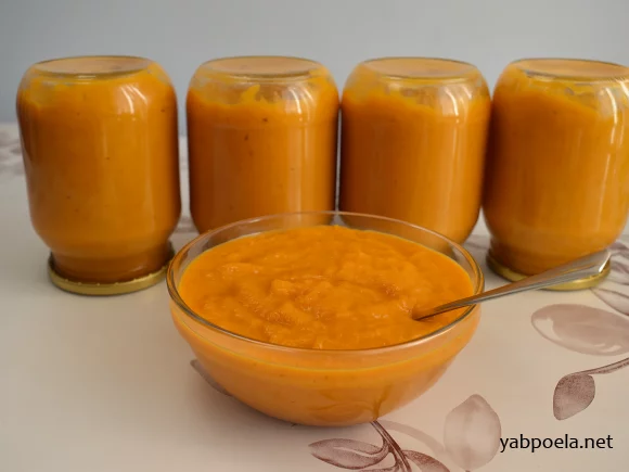 Домашняя кабачковая икра с запечёнными овощами Домашняя кабачковая икра с запечёнными овощами