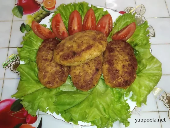 Рыбные котлеты из щуки с креветками