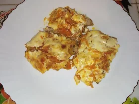 Горбуша «Под Шубой» в сметанно-майонезном соусе