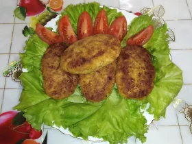 Рыбные котлеты из щуки с креветками