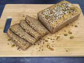 Гречневый хлеб с киноа без глютена и дрожжей
