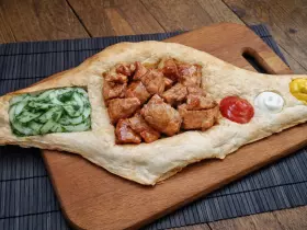 Шашлык в лаваше