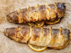 Скумбрия запеченная в духовке