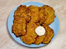 Необычные картофельные драники с ветчиной и сыром