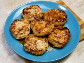 Нежные курино-кабачковые котлеты в духовке