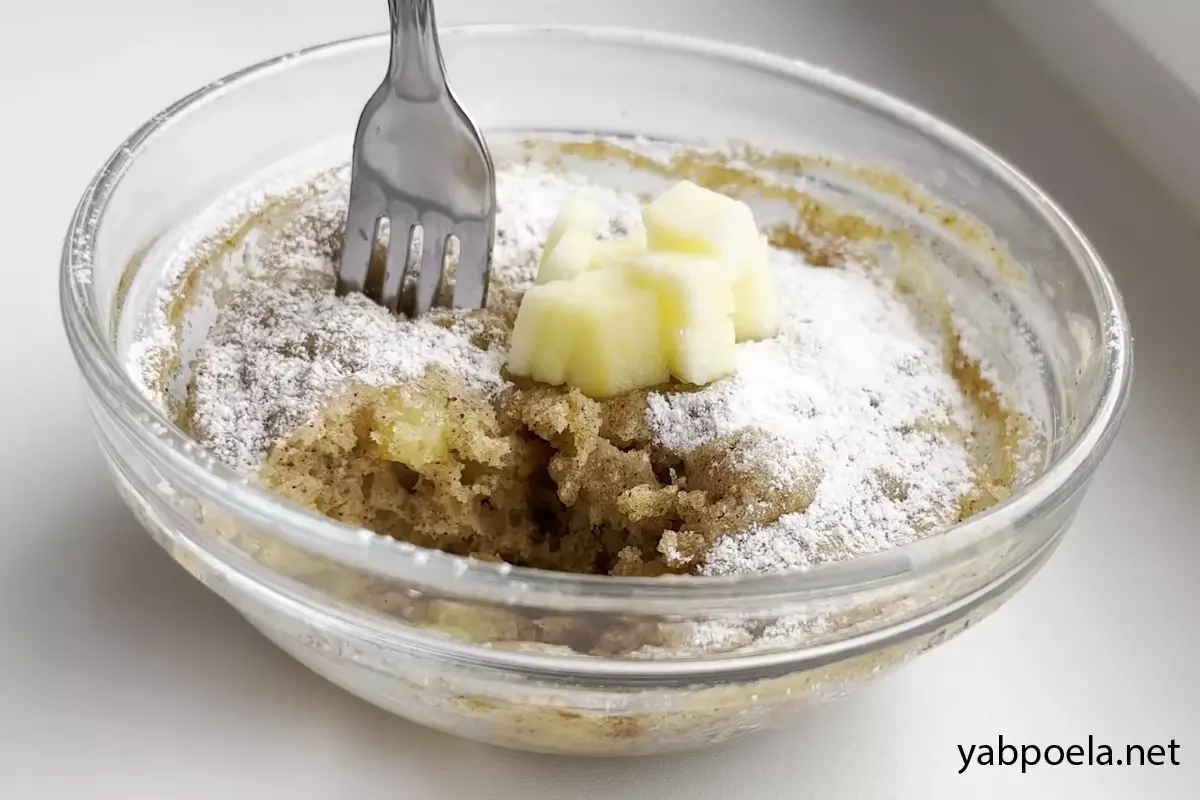 Яблочный кекс в микроволновке